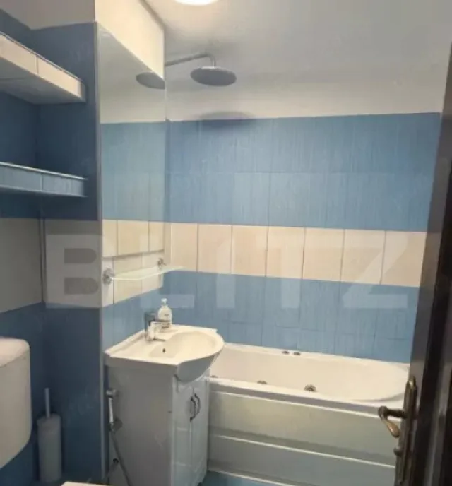 Apartament cu 3 camere 62 mp etaj intermediar cartier Obc