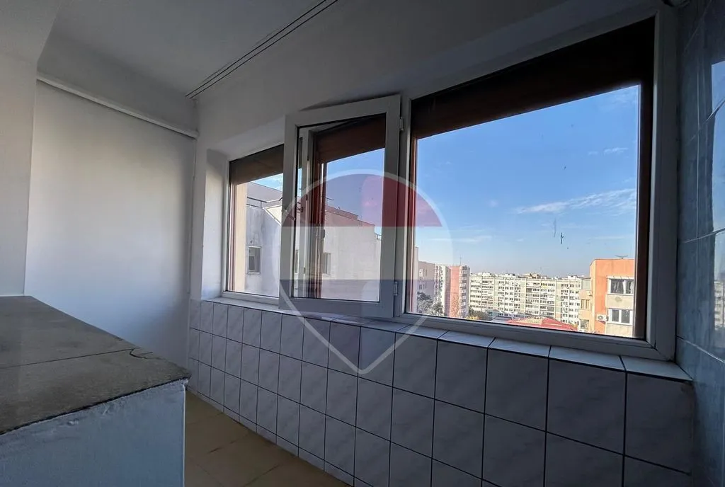 Ap 3 camere Campia Libertatii circular bl anvelopat parc ior metrou