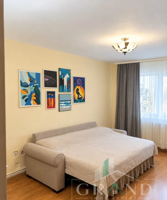 Apartament 2 camere 51 mp balcon Strada Parang Man