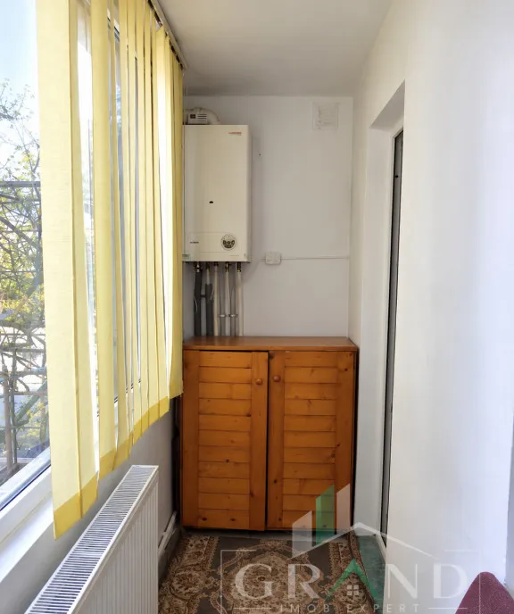 Apartament 2 camere 51 mp balcon Strada Parang Man