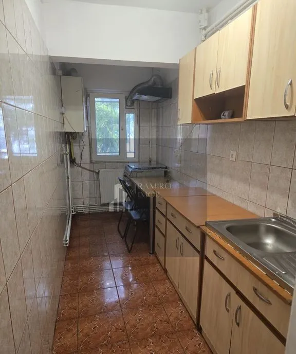 Garsoniera Vitan / Centrala Proprie