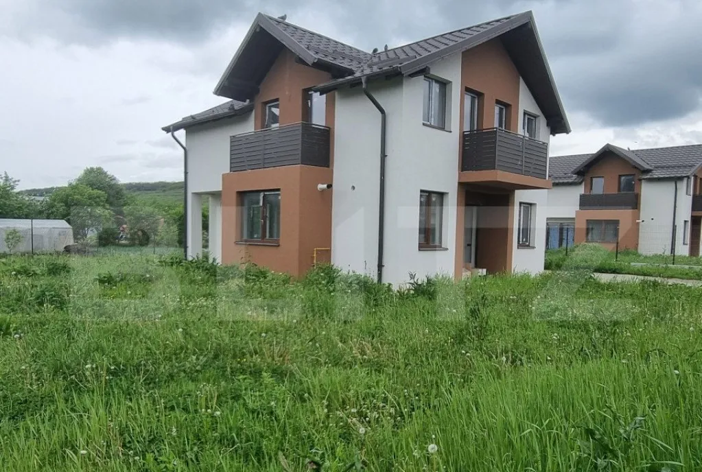 Persoana fizica vand casa cuplata in Jucu de Mijloc P M
