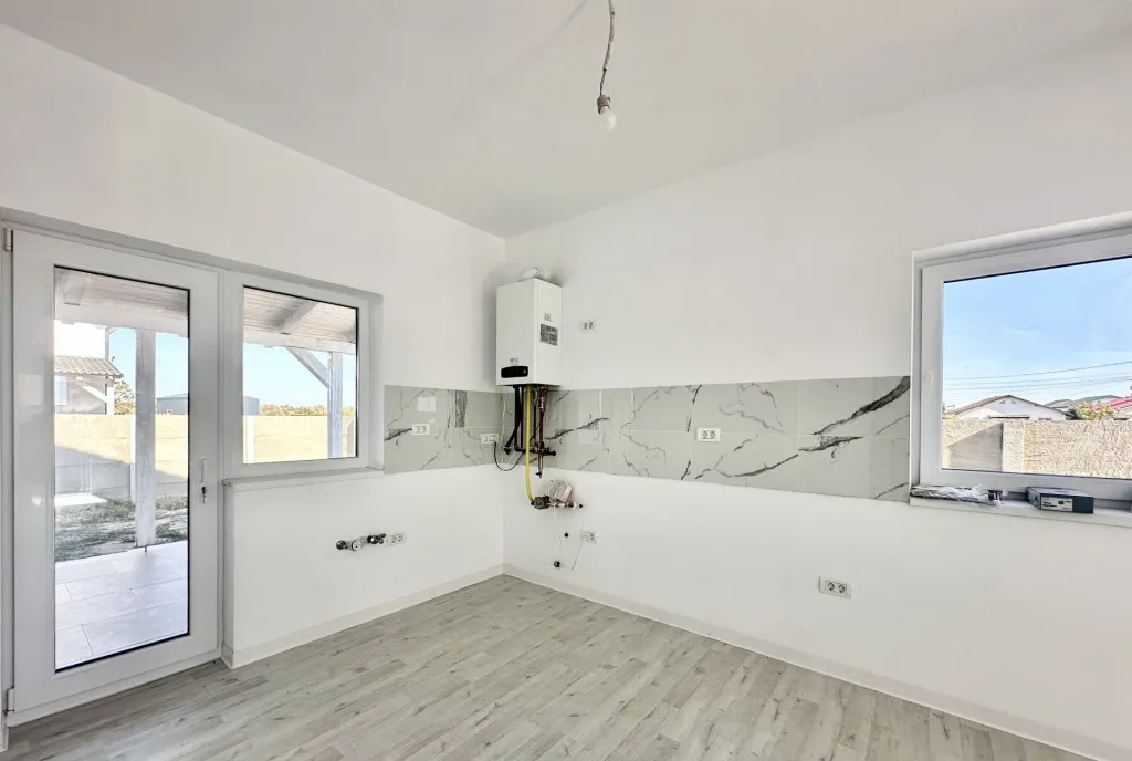 Duplex Modern P M Pod 3 Camere Terasa si Balcon Bucova