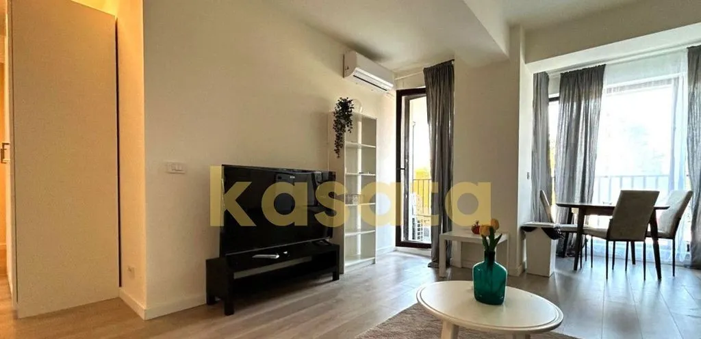 Inchiriere apartament 2 camere decomandat 57 mp utili 23 august
