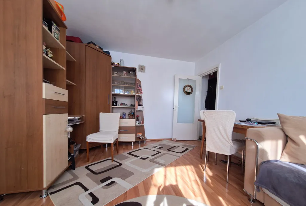 Apartament cu 2 camere mobilat si utilat aproape de Shopp