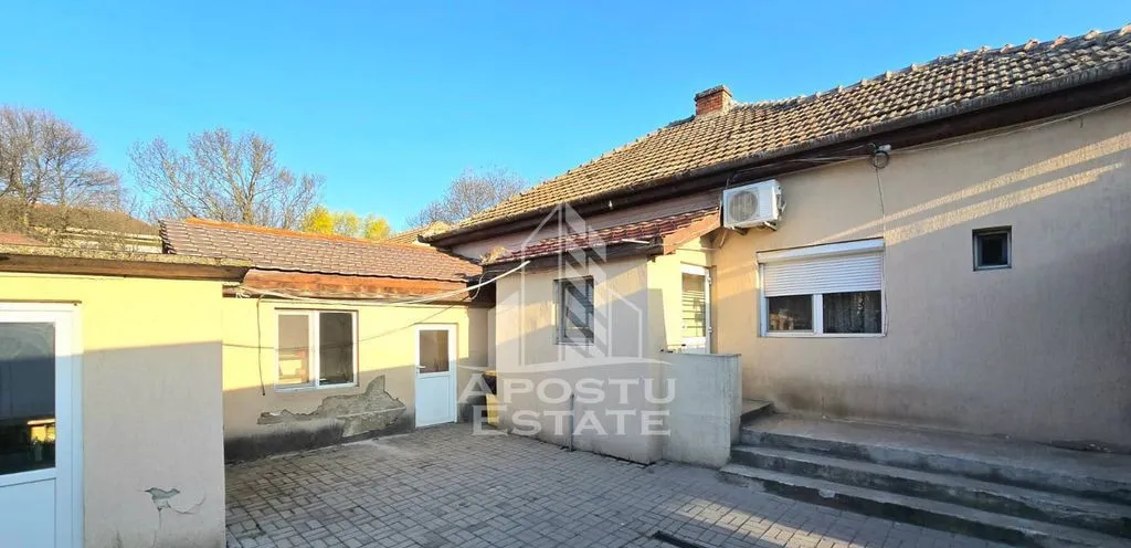Casa 4 camere se accepta schimb Comision zero