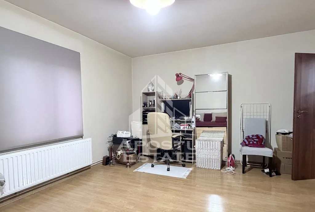 Casa cu etaj de vanzare si Timisoara Chisodei