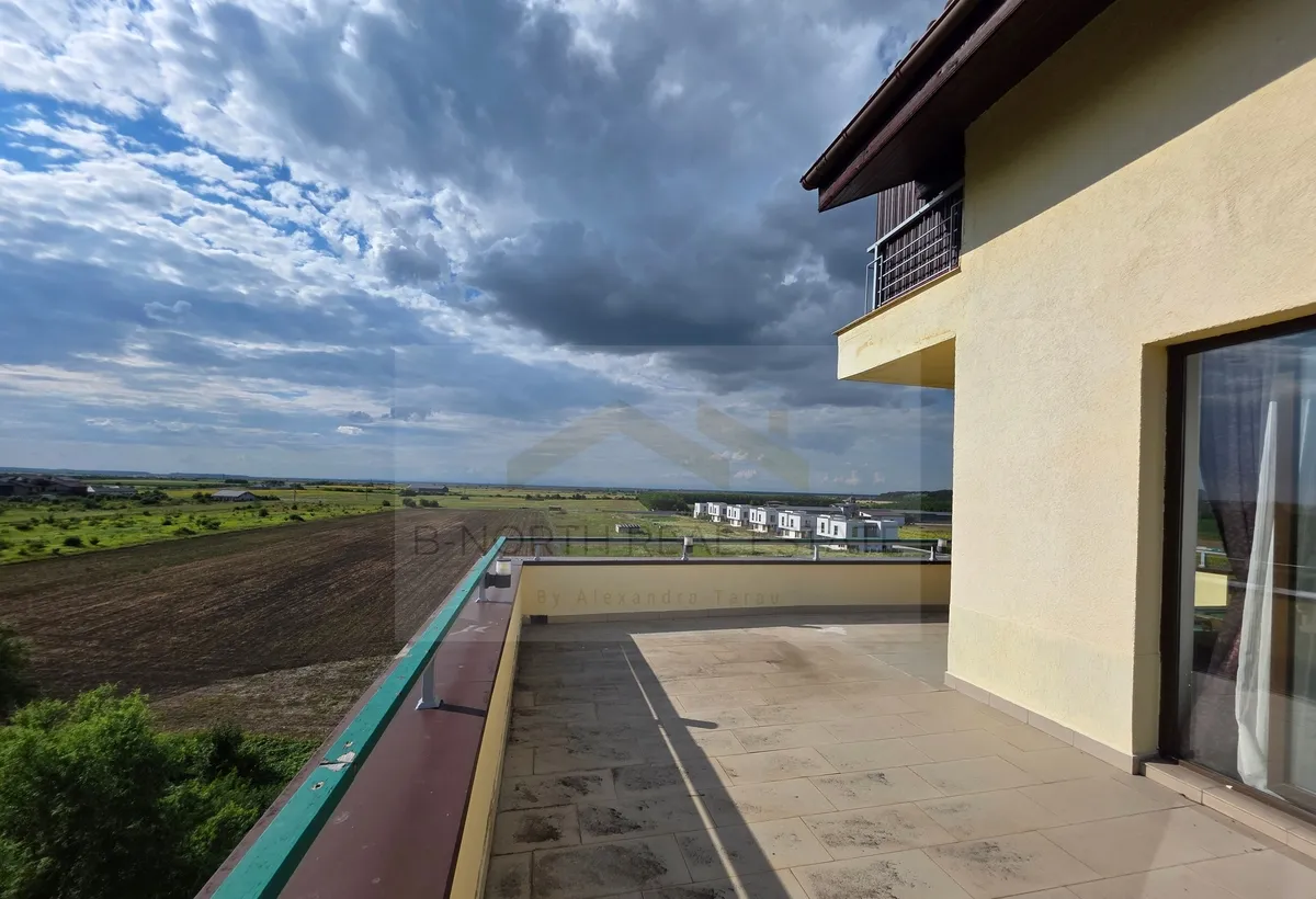 Corbeanca penthouse 148 mp cu terase 75 mp si semineu