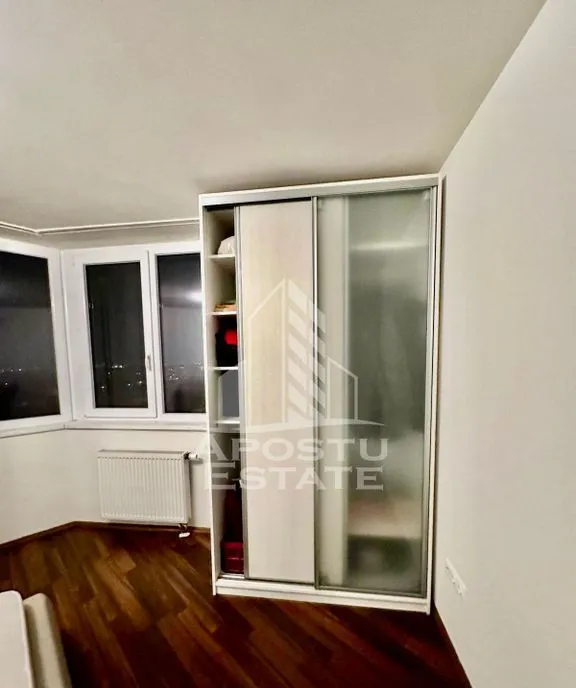Apartament 2 camere Etaj 10 66 mp utili terasa 8 mp Centrala