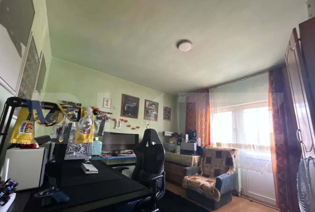 Apartament 4 camere cu potential 79 mp parter zona apre