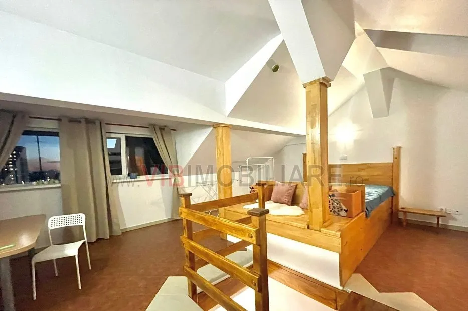 Studio Laminorului Panorama Veluxuri Bucurestii Noi