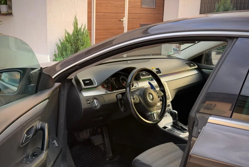 Vw Passat Cc 2 0 Dsg Accept Variante 8 200 eur