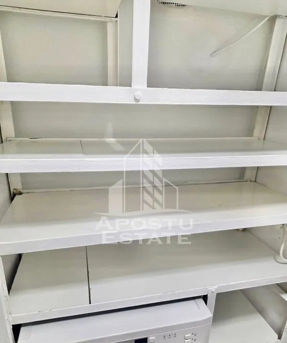 Apartament 3 camere Etaj 2/4 48 mp Renovat