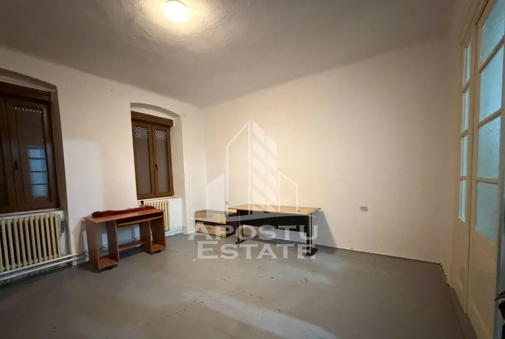 Duplex 2 camere teren 400 mp situat in zona Elisabetin