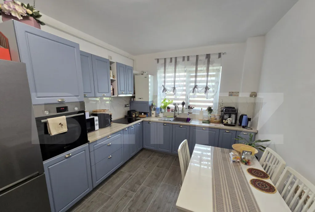 Apartament cu 2 camere 45 mp ansamblu privat parcare zon