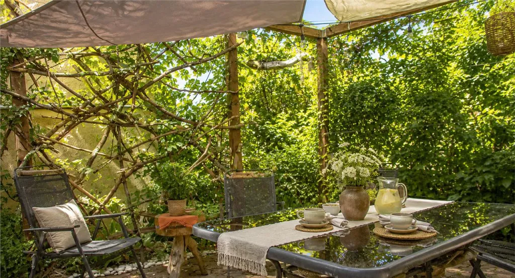 Apartament 2 camere la casa cu gradina proprie Central Bra