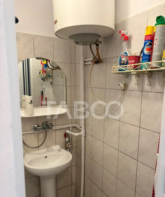 Garsoniera de vanzare 18 mpu in zona Broscarie