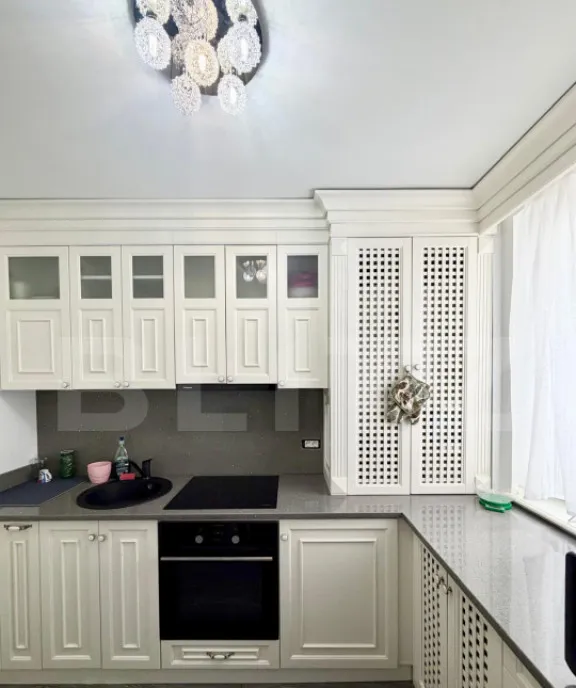 Apartament 3 camere 64 mp bloc nou parcare zona Semicent