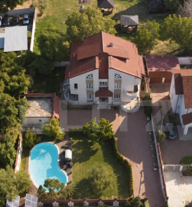 Casa premium ultracentrala cu piscina si 1249 mp teren