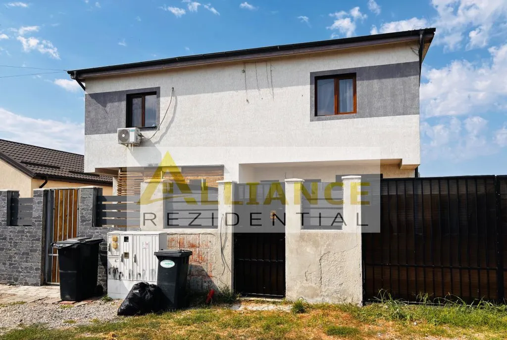 Duplex complet mobilat - 3 camere 2 bai si curte proprie