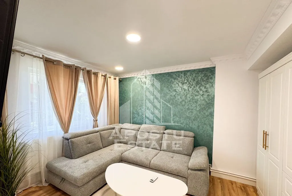 Aparatament 2 camere finisat lux terasa zona case om Hunedoara