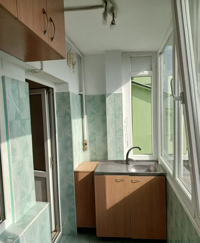 Comuna 1 Decembrie garsoniera confort 1 st 42 mp