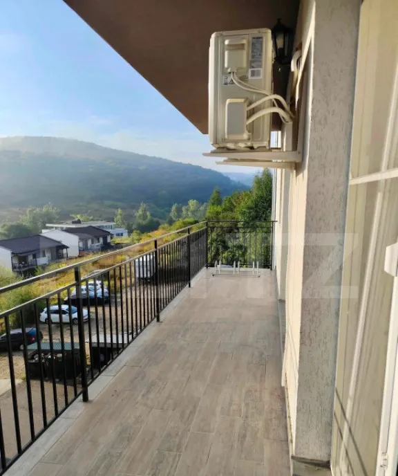 3 Camere Zona Vivo Priveliste Garaj