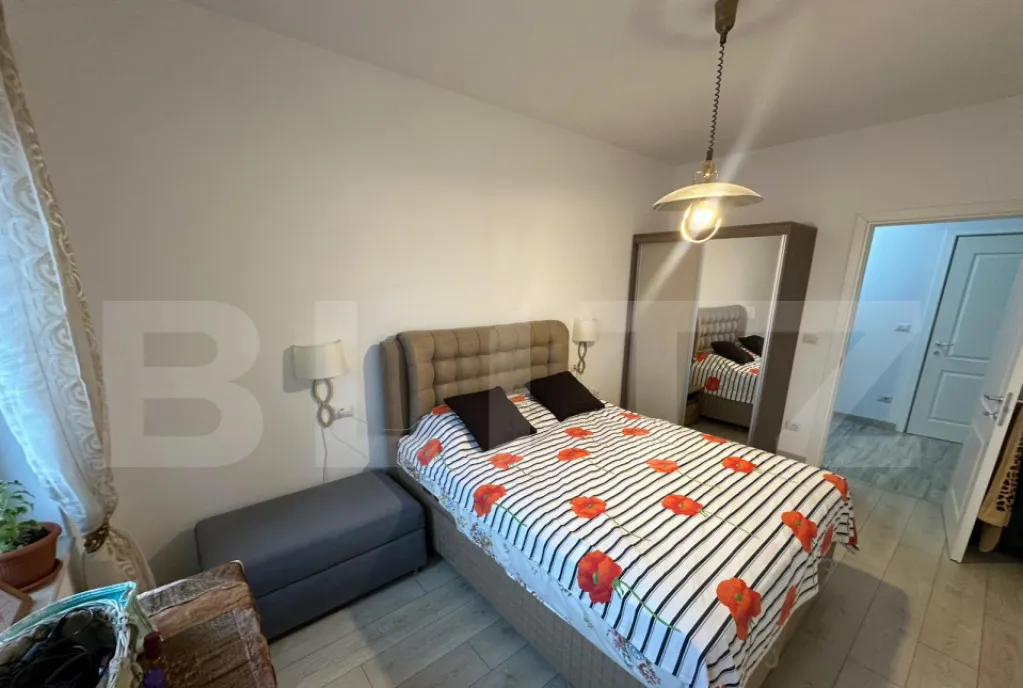 Apartament 3 camere bloc nou zona Regia de Apa