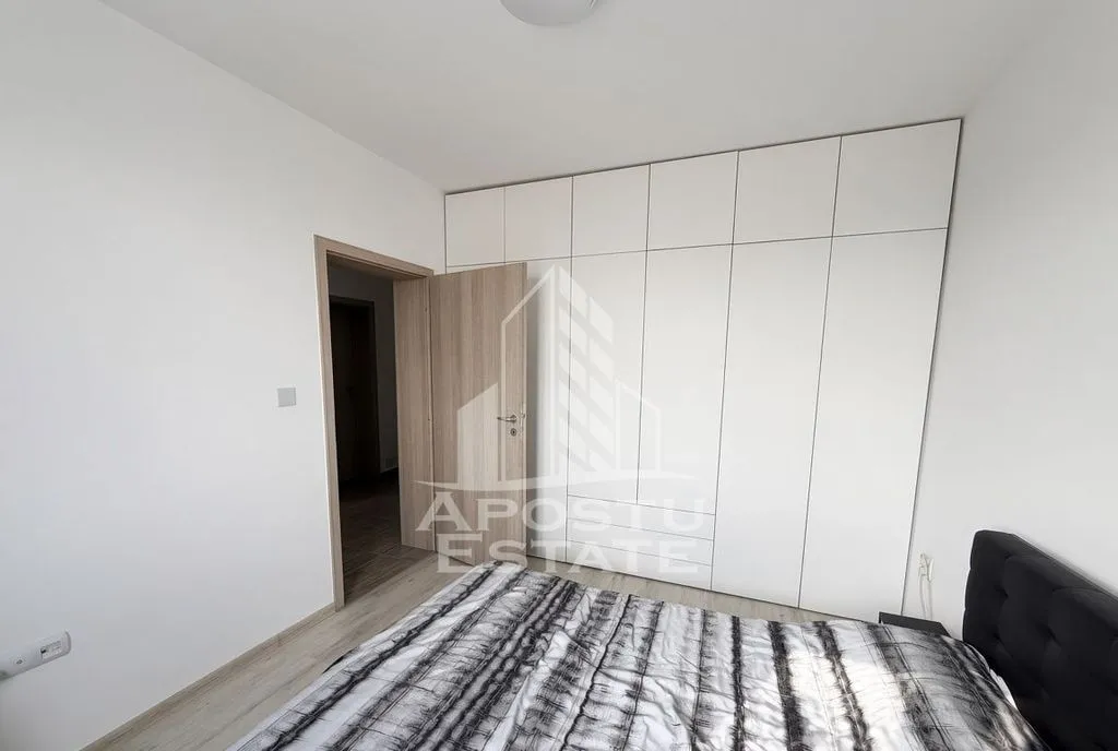 Apartament 2 camere de vanzare loc de parcare zona Giroc