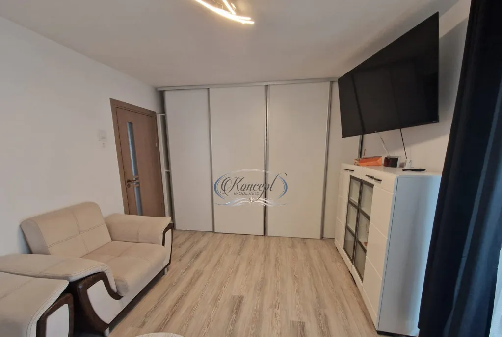 Apartament 3 camere 2 bai Intre Lacuri