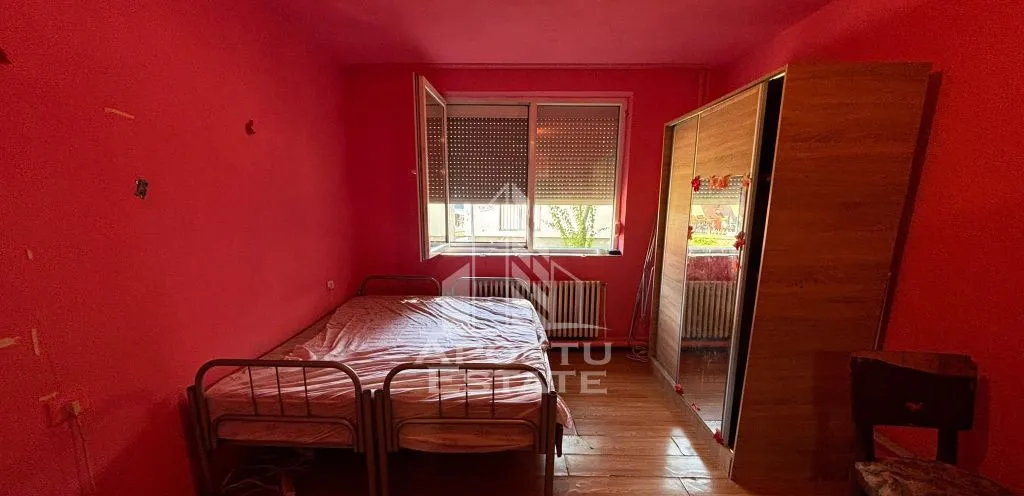 Garsoniera Complexul Studentesc 22 mp Parter 50 000 euro neg