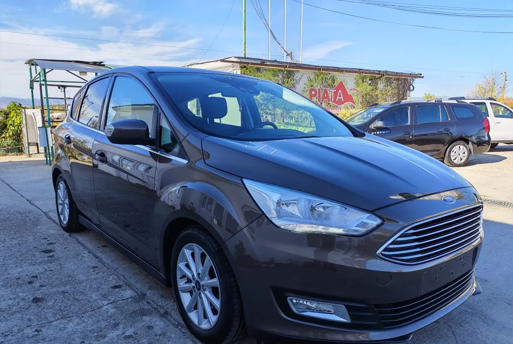 Ford C-Max model 2019 6 799 eur