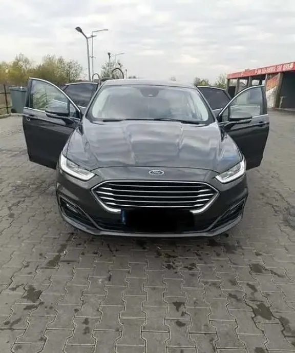 Ford Mondeo an 2019 automat 11 500 eur