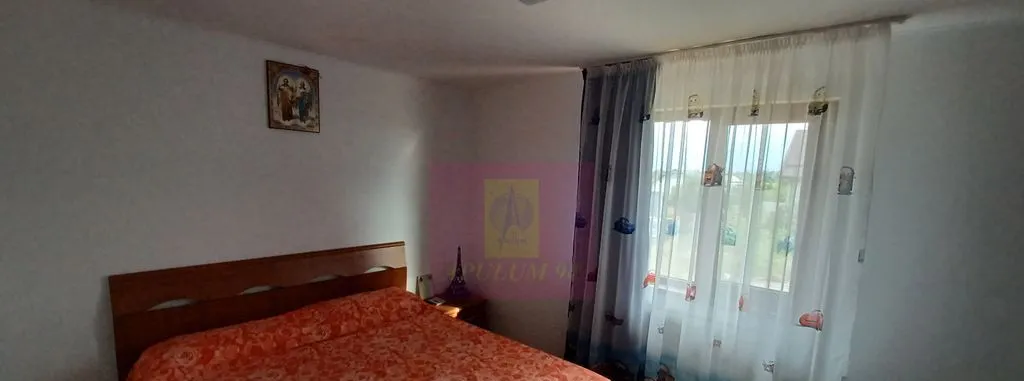 Casa 2022 P M 4 camere 2 bai curte 500 mp Sabareni