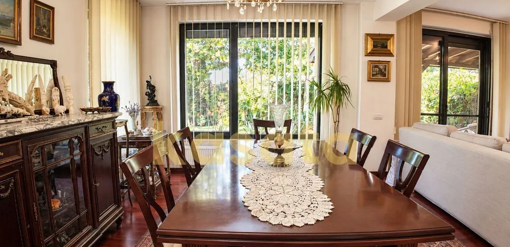 apartament 2 camere crangasi decomandat bloc 1985