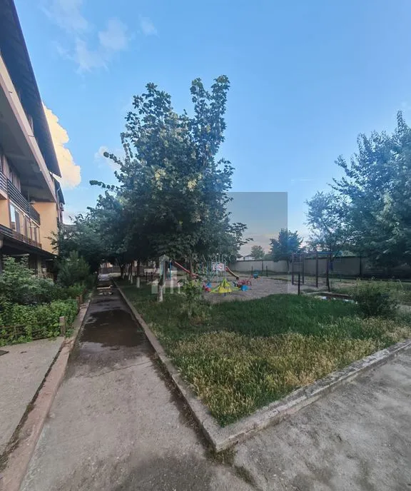 Apartament 2 camere pod 150mp Bragadiru Cartierul Verde