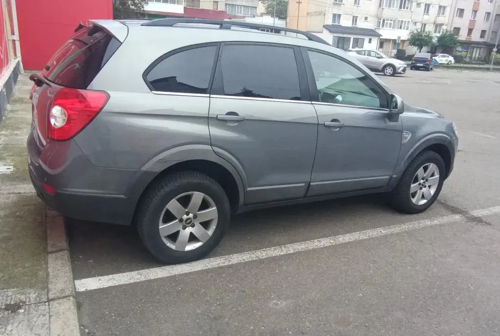 Chevrolet captiva 4 500 eur