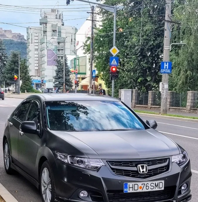 Honda accord Vlll executiv 9 900 eur