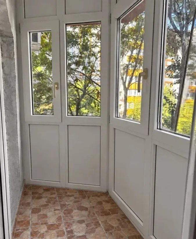 Parcul Sebastian garsoniera renovata etaj 2/8 bloc mixt