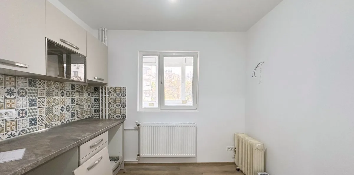 Crangasi Ceahlaul apartament cu 3 camere de vanzare