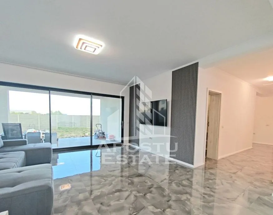 Casa noua de vanzare 5 camere si 3 bai Sacalaz