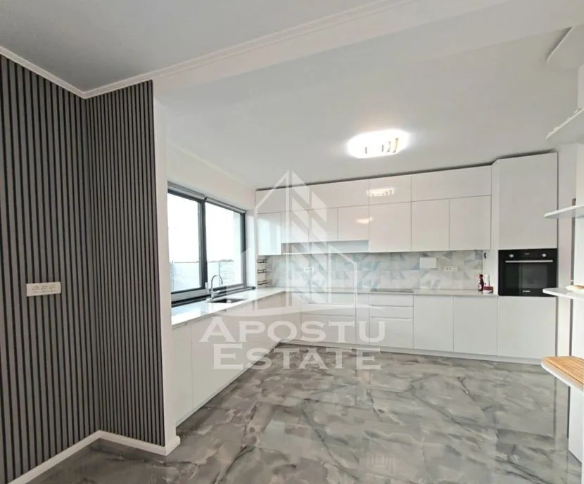 Casa noua de vanzare 5 camere si 3 bai Sacalaz