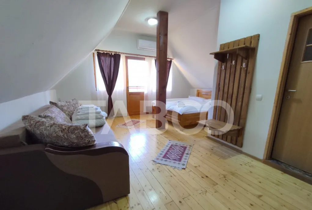 Exclusivitate Casa 9 camere 615 mpu 9 bai 3600 mp teren in