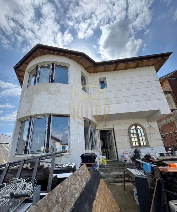 Vila Premium P 1 5 camere Tunari Zona Lac Finisaje