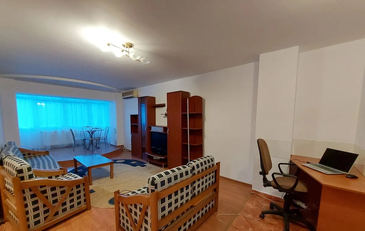 Titulescu Inchiriere apartament cu 2 camere 2min pana la Piata Victorie