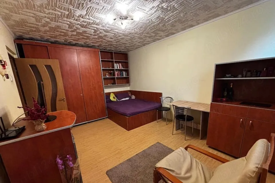 Lujerului Politehnica inchiriere/ garsoniera