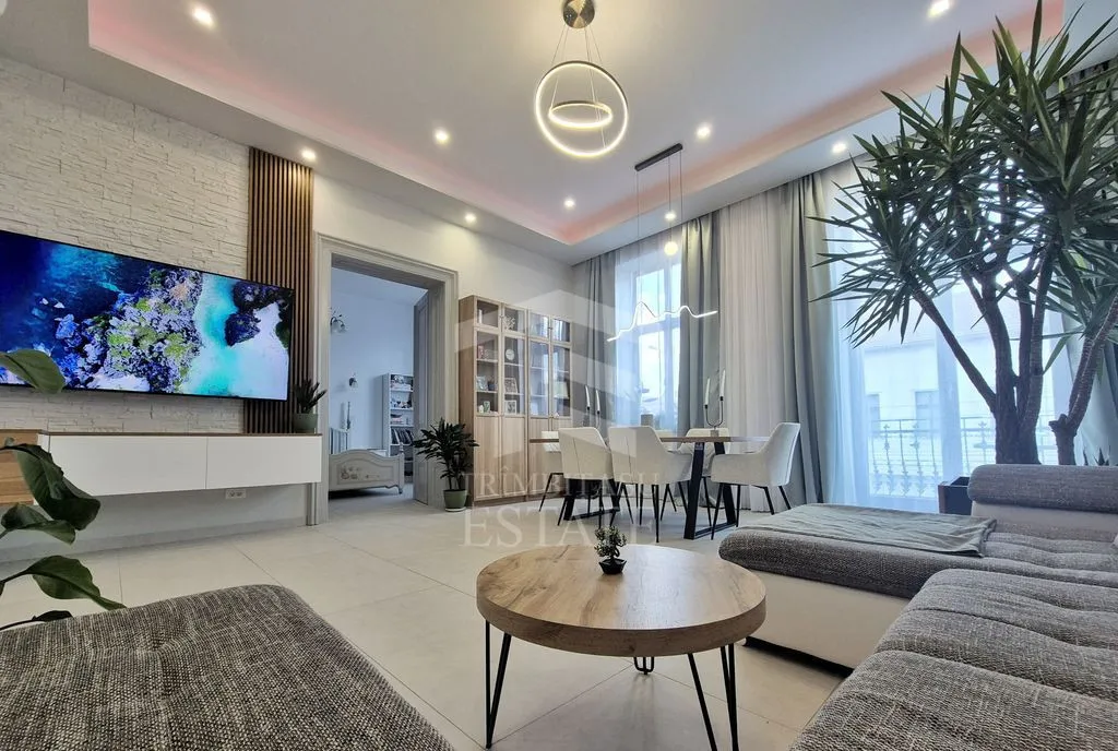 Central Piata Maria 77mp Ideal pentru regim hotelier