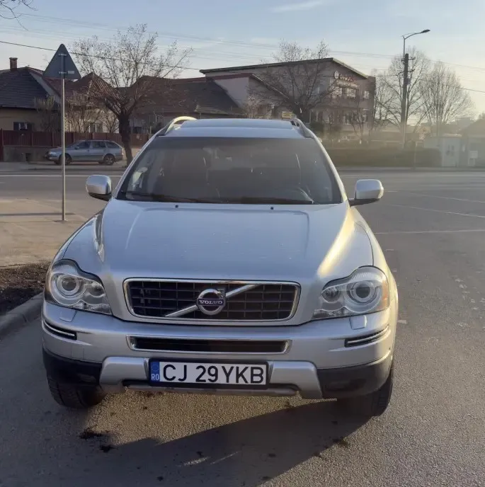 Volvo xc 90 2011 8 250 eur