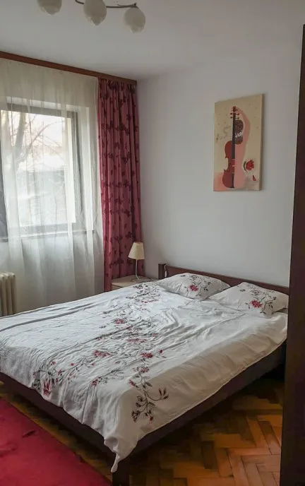 2 camere l vedere spate l 5 min metrou Victoriei
