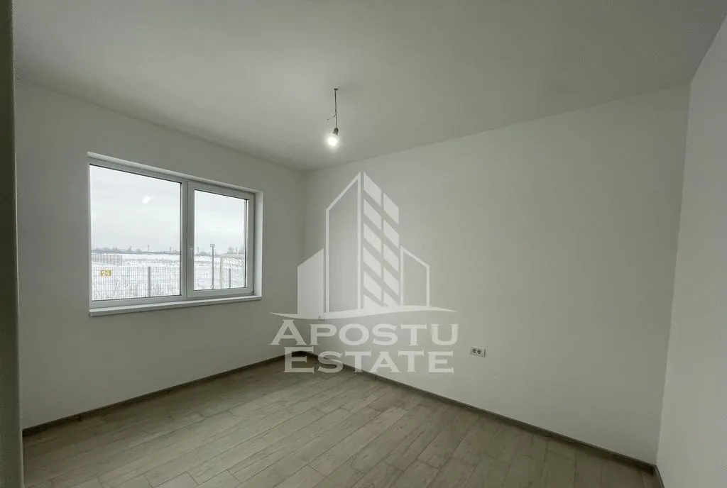 Spatiu comercial loc parcare 53 mp Zona Planetelor